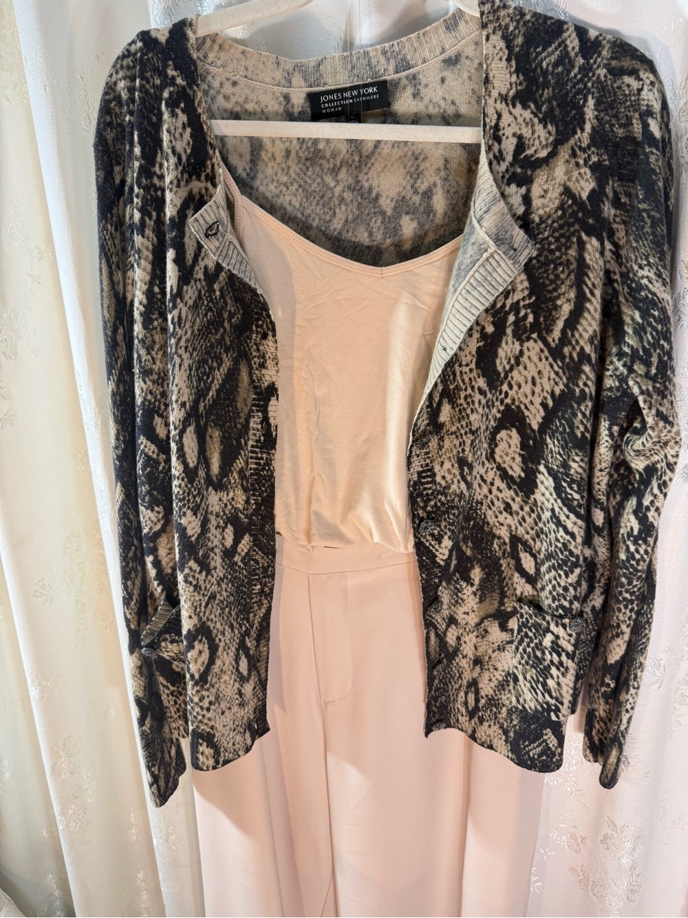 Jones New York Gray and Cream Snake-Print Cashmere Cardigan